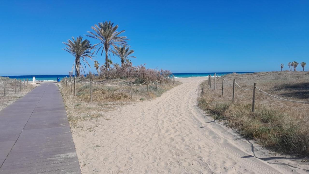 El Faro De Canet Canet d'En Berenguer Exterior photo